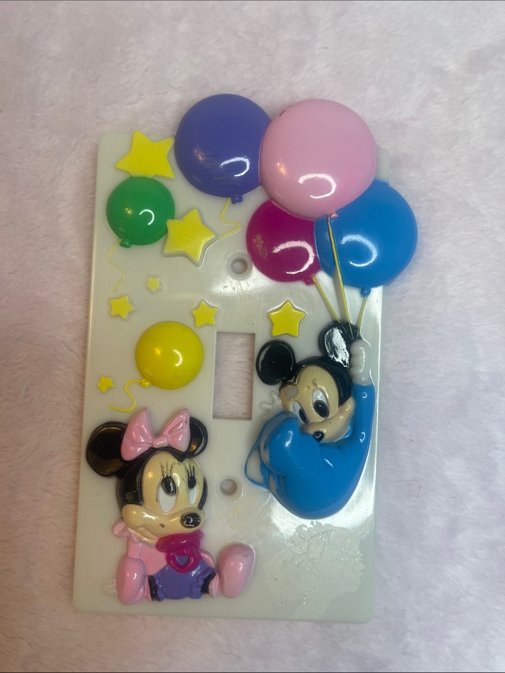 1980’s Disney baby Mickey and Minnie light switch plate